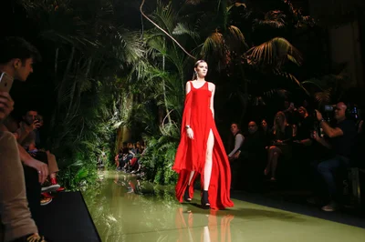 Look 25